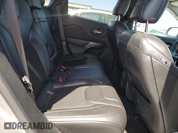 2019 Jeep Cherokee Latitude Plus z VIN 1C4PJLLB2KD312567, wystawiony jako Copart lot #54528005 z przebiegiem 69 980 mil mil oraz Szkoda całkowita • Salvage title. Historia ofert i sprzedaży dostępna na DreamBid. Obrazek 11.