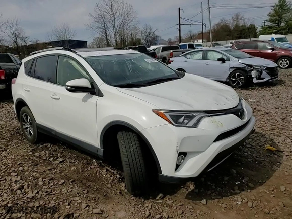 2018 Toyota RAV4 XLE with VIN JTMRFREVXJJ732436, listed as a Copart auction lot 49324395 with 41,374 mi miles and Salvage Title. Bid and sale history available at carsss.com. Image 12.