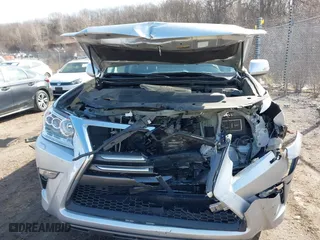 2017 Lexus GX with VIN JTJJM7FX3H5162464, listed as a IAAI auction lot 41774599 with 98,097 mi miles. Bid and sale history available at carsss.com. Image 6.