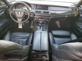 2014 BMW 7 Series 750i с VIN WBAYA8C53ED499850, выставлен на аукционе Copart как лот 43049625 с пробегом 85 780 миль миль и Списание • Salvage title. История ставок и продаж доступна на DreamBid. Изображение 8.