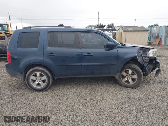 2011 Honda Pilot EX with VIN 5FNYF4H41BB004997, listed as a IAAI auction lot 40505560 with 141,487 mi miles. Bid and sale history available at carsss.com. Image 13.