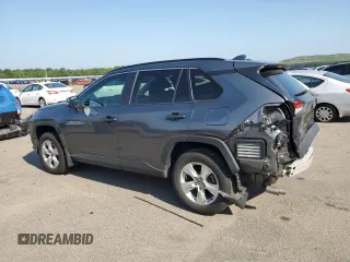 2021 Toyota RAV4 XLE z VIN 2T3P1RFV8MC202347, wystawiony jako Copart lot #66336895 z przebiegiem 33 722 mil mil oraz Szkoda całkowita • Salvage title. Historia ofert i sprzedaży dostępna na DreamBid. Obrazek 2.