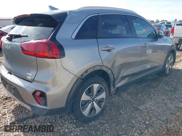 2022 Kia Niro LXS with VIN KNDCB3LC5N5512717, listed as a IAAI auction lot 41453629 with 94,756 mi miles. Bid and sale history available at carsss.com. Image 4.