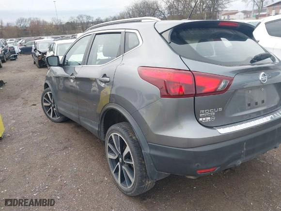 2019 Nissan Rogue Sport SV with VIN JN1BJ1CP9KW236931, listed as a IAAI auction lot 41113992 with 38892 miles. Bid and sale history available at carsss.com. Image 3.