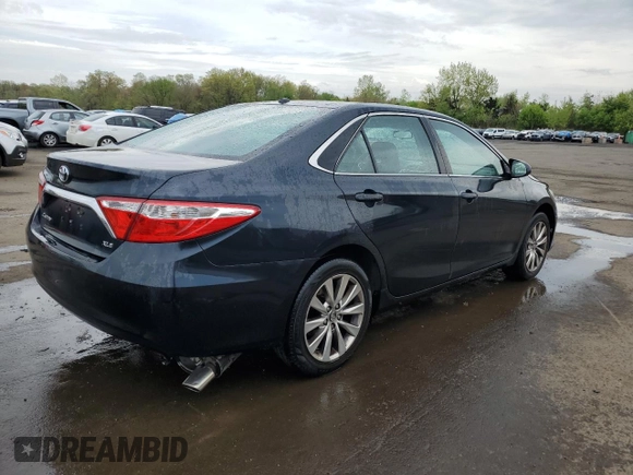 2017 Toyota Camry XLE with VIN 4T1BF1FK5HU678538, listed as a Copart auction lot 54817755 with 72,718 mi miles and Salvage Title. Bid and sale history available at DreamBid. Image 3.