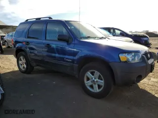 2007 Ford Escape Hybrid with VIN 1FMCU59H87KB77218, listed as a Copart auction lot 84735944 with 159,804 mi miles and Clean Title. Bid and sale history available at carsss.com. Image 4.