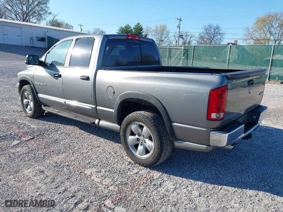 2006 Dodge Ram 1500 SLT with VIN 1D7HU18216S686569, listed as a IAAI auction lot 41833970 with 238,742 mi miles. Bid and sale history available at carsss.com. Image 3.
