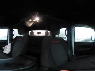 2022 Jeep Gladiator Rubicon z VIN 1C6JJTBG3NL111054, wystawiony jako IAAI lot #40793144 z przebiegiem 40 115 mil mil oraz . Historia ofert i sprzedaży dostępna na DreamBid. Obrazek 19.
