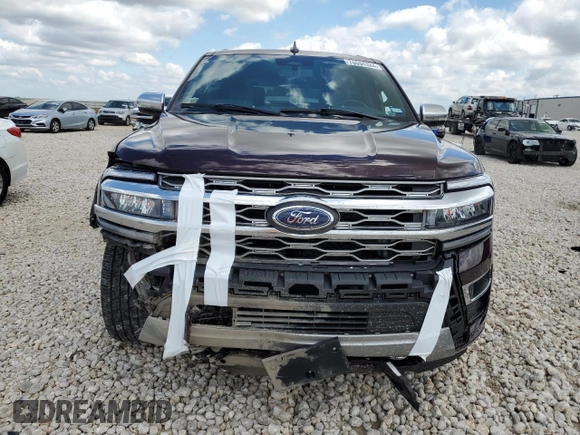 2024 Ford Expedition Platinum с VIN 1FMJU1M81REA40775, выставлен на аукционе Copart как лот 70694324 с пробегом 7 104 миль миль и Списание • Salvage title. История ставок и продаж доступна на DreamBid. Изображение 5.