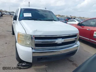 2007 Chevrolet Silverado 1500 LT w/1LT with VIN 2GCEC13C171708765, listed as a IAAI auction lot 41496026 with 250,396 mi miles. Bid and sale history available at carsss.com. Image 12.
