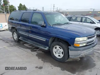 2002 Chevrolet Suburban LS with VIN 1GNEC16T72J325186, listed as a IAAI auction lot 41597317 with 235,713 mi miles. Bid and sale history available at carsss.com. Image 1.