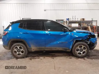 2022 Jeep Compass Trailhawk with VIN 3C4NJDDB1NT236477, listed as a IAAI auction lot 41485656 with 7,341 mi miles and . Bid and sale history available at DreamBid. Image 13.