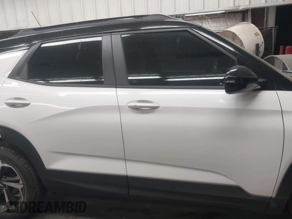 2023 Chevrolet TrailBlazer RS with VIN KL79MTSL3PB195589, listed as a IAAI auction lot 42170572 with 8,511 mi miles and . Bid and sale history available at DreamBid. Image 14.