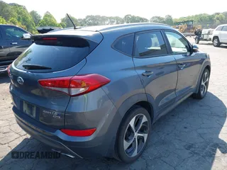 2016 Hyundai Tucson Eco z VIN KM8J3CA23GU218963, wystawiony jako IAAI lot #42120123 z przebiegiem 79 133 mil mil oraz . Historia ofert i sprzedaży dostępna na DreamBid. Obrazek 4.
