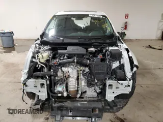 2022 Honda CR-V Touring z VIN 7FARW2H97NE030338, wystawiony jako Copart lot #77002034 z przebiegiem Nie podano mil oraz Szkoda całkowita • Salvage title. Historia ofert i sprzedaży dostępna na DreamBid. Obrazek 5.