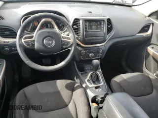 2017 Jeep Cherokee Latitude z VIN 1C4PJLCB6HW628924, wystawiony jako Copart lot #55154895 z przebiegiem 70 645 mil mil oraz Szkoda całkowita • Salvage title. Historia ofert i sprzedaży dostępna na DreamBid. Obrazek 8.