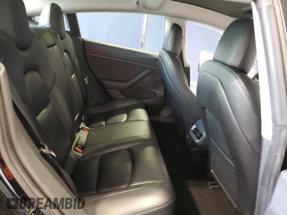 2023 Tesla Model 3 z VIN 5YJ3E1EA1PF450693, wystawiony jako Copart lot #63134005 z przebiegiem 65 116 mil mil oraz Czysty tytuł • Clean title. Historia ofert i sprzedaży dostępna na DreamBid. Obrazek 10.