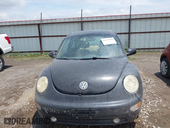 2001 Volkswagen Beetle GLS with VIN 3VWCP21CX1M423404, listed as a IAAI auction lot 42474548 with Not provided miles and . Bid and sale history available at DreamBid. Image 6.