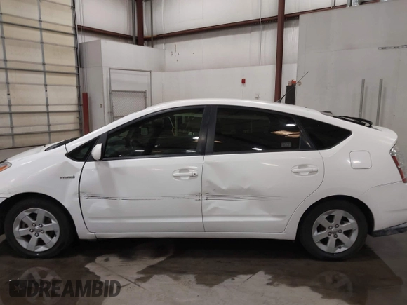 2008 Toyota Prius with VIN JTDKB20U383346328, listed as a IAAI auction lot 41992674 with 280,275 mi miles. Bid and sale history available at carsss.com. Image 15.