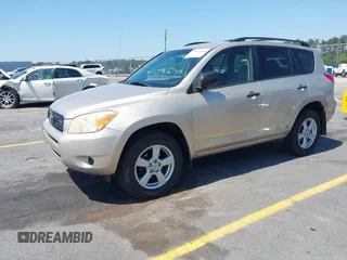 2006 Toyota RAV4 with VIN JTMBK33V765003467, listed as a IAAI auction lot 42017690 with 181,277 mi miles. Bid and sale history available at carsss.com. Image 2.