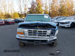 1996 Ford F-250 with VIN 1FTHX26G5TEA28785, listed as a IAAI auction lot 41447351 with 178,150 mi miles and . Bid and sale history available at DreamBid. Image 11.