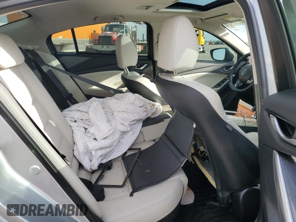 2016 Mazda 6 i Grand Touring с VIN JM1GJ1W53G1434499, выставлен на аукционе Copart как лот 54739745 с пробегом Не указан миль и Списание • Salvage title. История ставок и продаж доступна на DreamBid. Изображение 10.