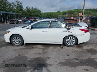 2017 Nissan Altima SL with VIN 1N4AL3AP1HC221163, listed as a IAAI auction lot 42191635 with 65,000 mi miles and . Bid and sale history available at DreamBid. Image 13.