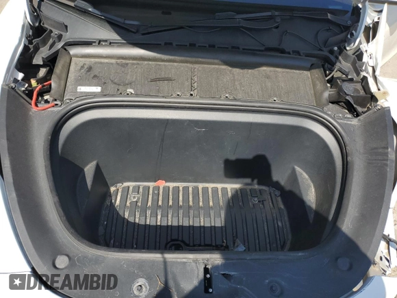 2021 Tesla Model Y Performance with VIN 5YJYGDEF9MF268006, listed as a Copart auction lot 49082695 with 69,743 mi miles and Salvage Title. Bid and sale history available at DreamBid. Image 11.
