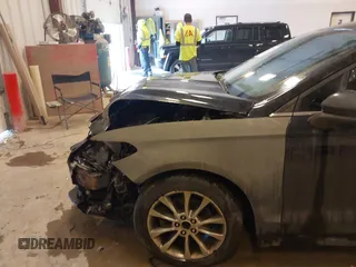 2017 Ford Fusion SE с VIN 3FA6P0H7XHR171654, выставлен на аукционе IAAI как лот 41020604 с пробегом 190 375 миль миль и . История ставок и продаж доступна на DreamBid. Изображение 6.