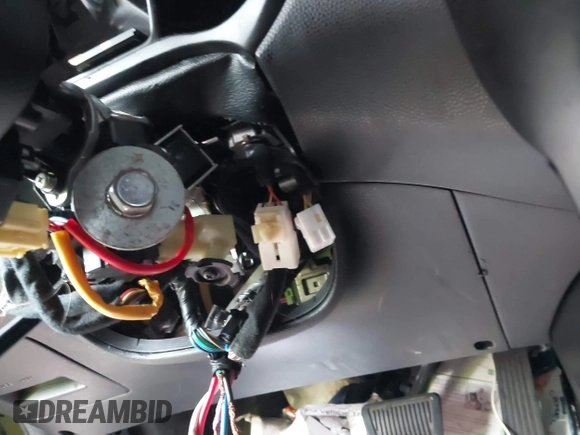 2019 Kia Soul z VIN KNDJN2A24K7919219, wystawiony jako IAAI lot #40914186 z przebiegiem Nie podano mil oraz . Historia ofert i sprzedaży dostępna na DreamBid. Obrazek 13.