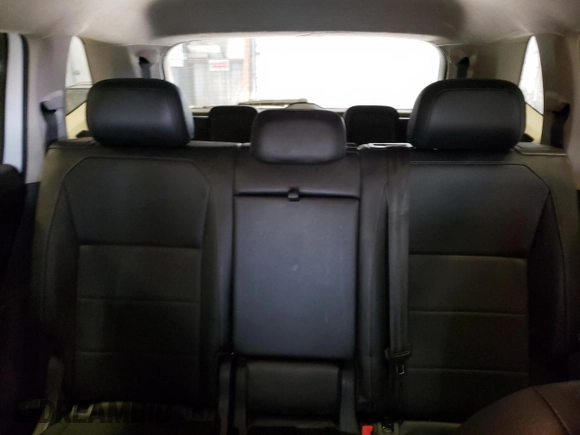 2018 Volkswagen Tiguan SEL with VIN 3VV3B7AX6JM078407, listed as a Copart auction lot 68257194 with 172,801 mi miles and Salvage title. Bid and sale history available at DreamBid. Image 10.