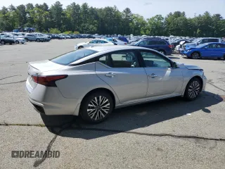 2023 Nissan Altima SV z VIN 1N4BL4DV3PN360945, wystawiony jako Copart lot #59343515 z przebiegiem 55 510 mil mil oraz Czysty tytuł • Clean title. Historia ofert i sprzedaży dostępna na DreamBid. Obrazek 3.