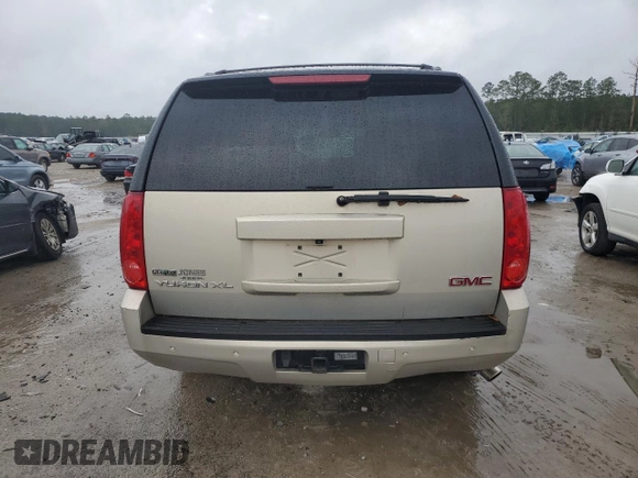 2011 GMC Yukon XL SLT with VIN 1GKS1KE01BR203962, listed as a Copart auction lot 80726164 with 199,112 mi miles and Salvage Title. Bid and sale history available at DreamBid. Image 6.