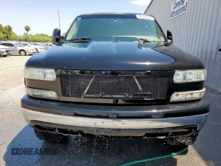 2002 Chevrolet Silverado 1500 LS with VIN 1GCEK19T12Z257038, listed as a Copart auction lot 56856265 with 205,764 mi miles and Clean Title. Bid and sale history available at DreamBid. Image 5.