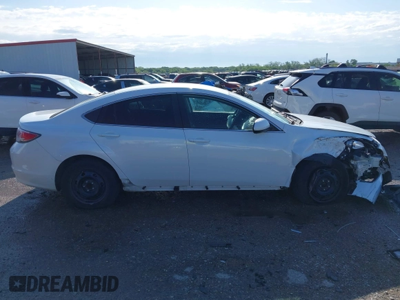 2011 Mazda 6 i Sport z VIN 1YVHZ8BH6B5M09582, wystawiony jako IAAI lot #42105632 z przebiegiem 152 180 mil mil oraz . Historia ofert i sprzedaży dostępna na DreamBid. Obrazek 13.