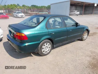 2000 Honda Civic VP z VIN 2HGEJ6613YH526718, wystawiony jako IAAI lot #42402399 z przebiegiem 14 051 mil mil oraz . Historia ofert i sprzedaży dostępna na DreamBid. Obrazek 4.