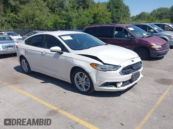 2018 Ford Fusion SE with VIN 3FA6P0H71JR115009, listed as a IAAI auction lot 40270894 with 54,508 mi miles. Bid and sale history available at carsss.com. Image 1.