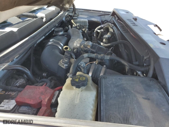 2014 Chevrolet Silverado 2500HD LT with VIN 1GC1KXE87EF172455, listed as a Copart auction lot 43125205 with 194,636 mi miles and Non Repairable. Bid and sale history available at carsss.com. Image 11.