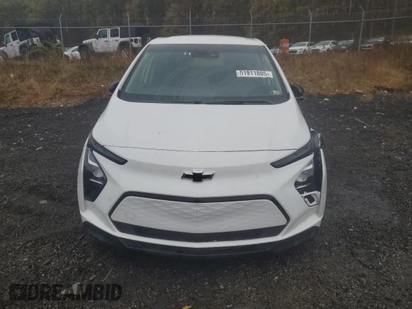 2023 Chevrolet Bolt EV 2LT z VIN 1G1FX6S05P4161512, wystawiony jako Copart lot #51911805 z przebiegiem 37 885 mil mil oraz Nie do naprawy. Historia ofert i sprzedaży dostępna na DreamBid. Obrazek 5.
