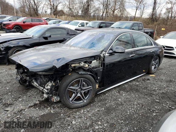 2024 Mercedes-Benz S 580e with VIN W1K6G6KB9RA304206, listed as a Copart auction lot 82554974 with 2,800 mi miles and Salvage Title. Bid and sale history available at DreamBid. Image 1.