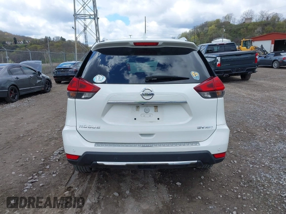 2019 Nissan Rogue SL with VIN 5N1AT2MV1KC809839, listed as a IAAI auction lot 42048435 with 96,300 mi miles and . Bid and sale history available at carsss.com. Image 16.