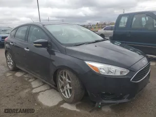 2015 Ford Focus SE with VIN 1FADP3K25FL283179, listed as a Copart auction lot 49588375 with 161,344 mi miles and Salvage Title. Bid and sale history available at carsss.com. Image 4.