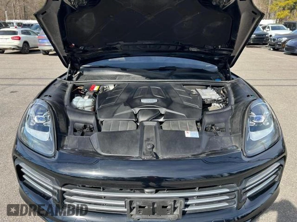 2019 Porsche Cayenne with VIN WP1AA2AY3KDA11036, listed as a Copart auction lot 55019565 with 129,678 mi miles and Clean Title. Bid and sale history available at DreamBid. Image 8.