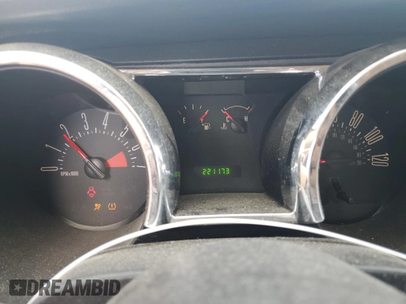 2008 Ford Mustang Deluxe with VIN 1ZVHT80N385191008, listed as a Copart auction lot 49577255 with 221,173 mi miles and Clean Title. Bid and sale history available at carsss.com. Image 9.