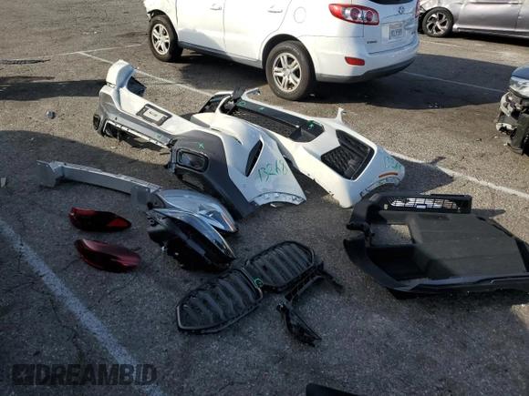 2023 BMW X6 xDrive40i z VIN 5UXCY6C02P9P43834, wystawiony jako Copart lot #85347614 z przebiegiem 16 921 mil mil oraz Szkoda całkowita • Salvage title. Historia ofert i sprzedaży dostępna na DreamBid. Obrazek 13.