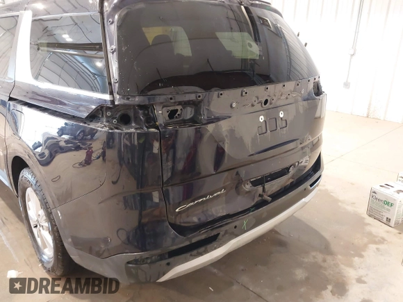 2022 Kia Carnival LXS with VIN KNDNB4H36N6169885, listed as a IAAI auction lot 41824382 with 85,665 mi miles. Bid and sale history available at carsss.com. Image 6.