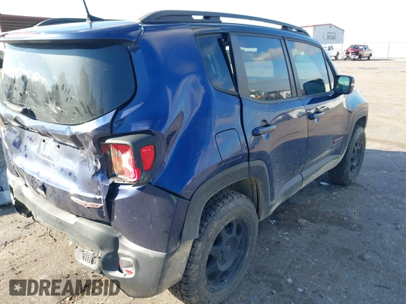 2018 Jeep Renegade Trailhawk with VIN ZACCJBCB8JPH88816, listed as a IAAI auction lot 41649502 with 94,282 mi miles. Bid and sale history available at carsss.com. Image 19.