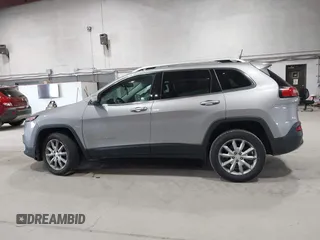 2018 Jeep Cherokee Limited with VIN 1C4PJMDX1JD607707, listed as a IAAI auction lot 42095889 with 123,913 mi miles and . Bid and sale history available at DreamBid. Image 15.