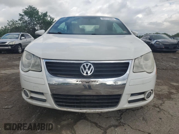 2011 Volkswagen Eos Komfort with VIN WVWBW7AH2BV003170, listed as a Copart auction lot 55771285 with 129,847 mi miles and Salvage Title. Bid and sale history available at DreamBid. Image 5.