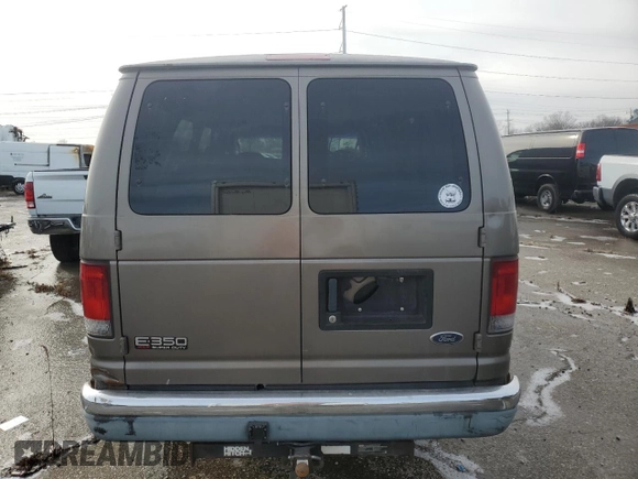 2003 Ford Econoline Passenger XL z VIN 1FBSS31L13HA66466, wystawiony jako Copart lot #43934125 z przebiegiem 163 221 mil mil oraz Czysty tytuł • Clean title. Historia ofert i sprzedaży dostępna na DreamBid. Obrazek 6.